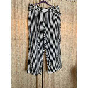 Silky black and white stripped wide leg pants